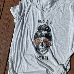 Skull head mom shirt